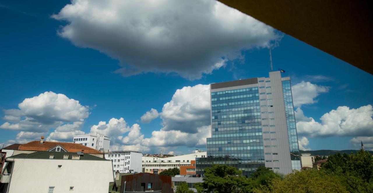 City Inn Pristina Exterior photo