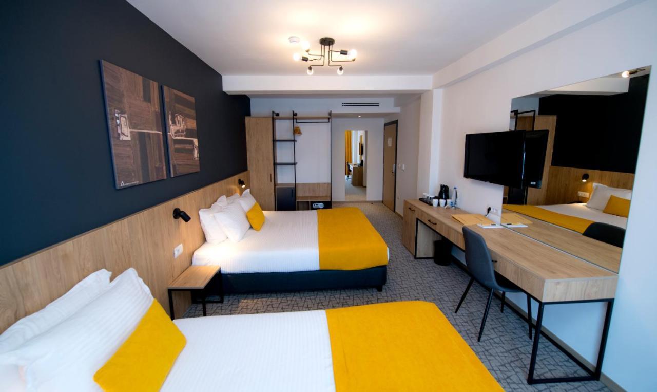 City Inn Pristina Exterior photo