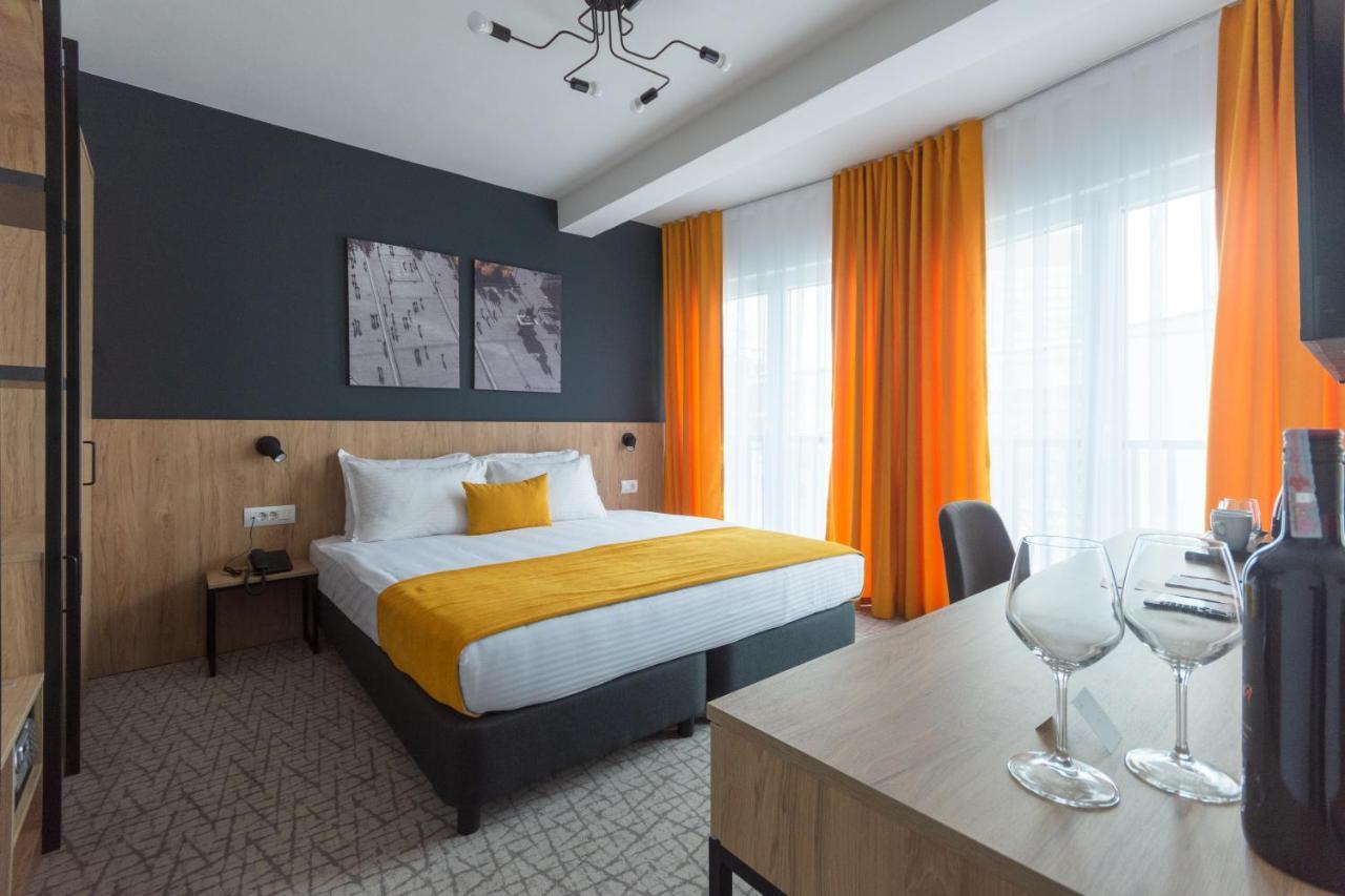 City Inn Pristina Exterior photo