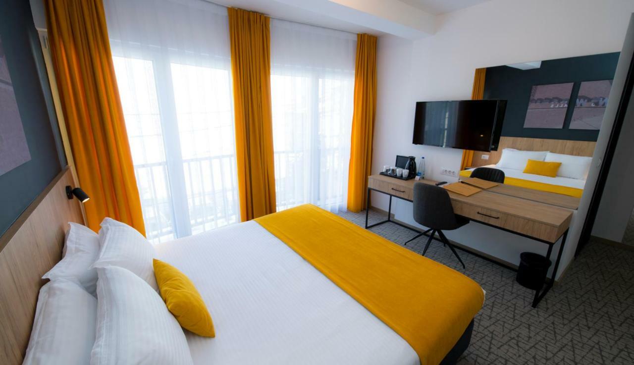 City Inn Pristina Exterior photo